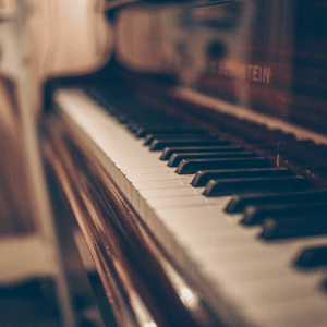 Piano image